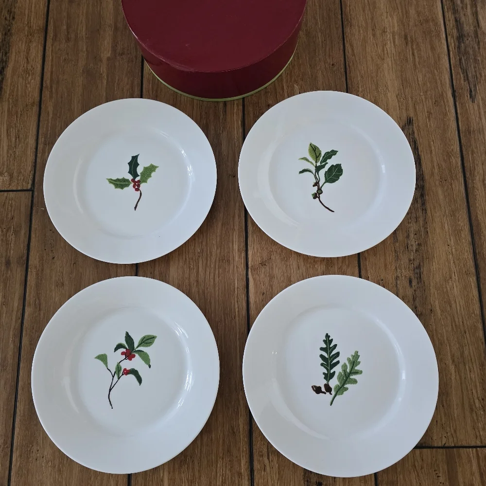 Crate&Barrel White and Green Botanical Dinnerware Set